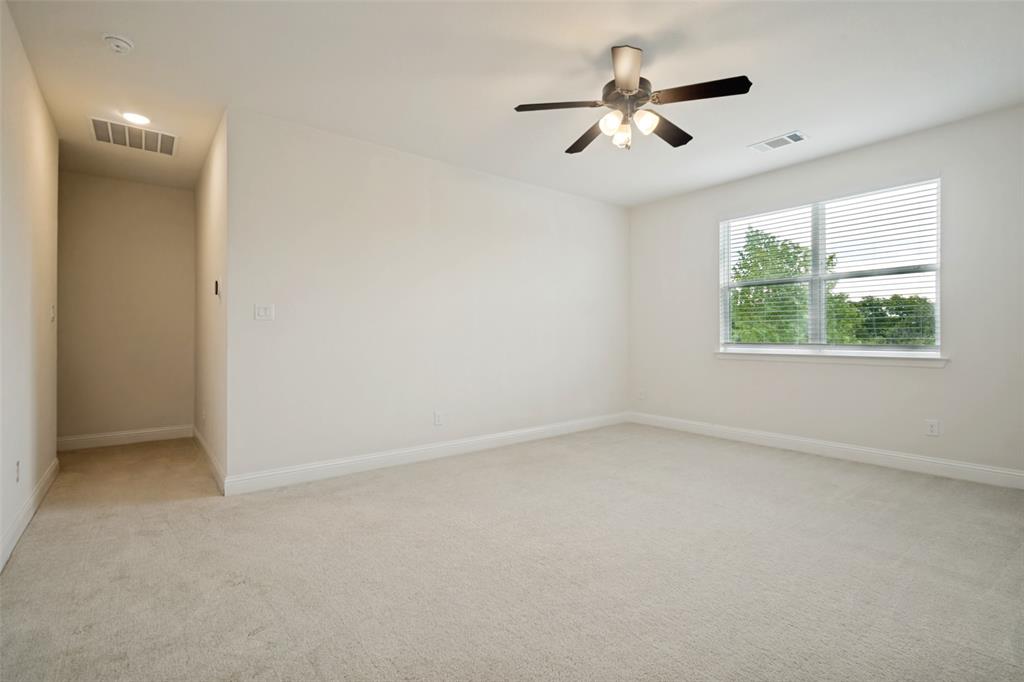 2405 Donella Drive Property Photo 12