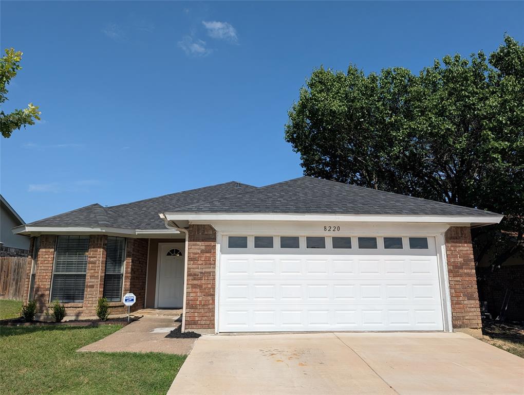 8220 Meadowbrook Drive Property Photo 2