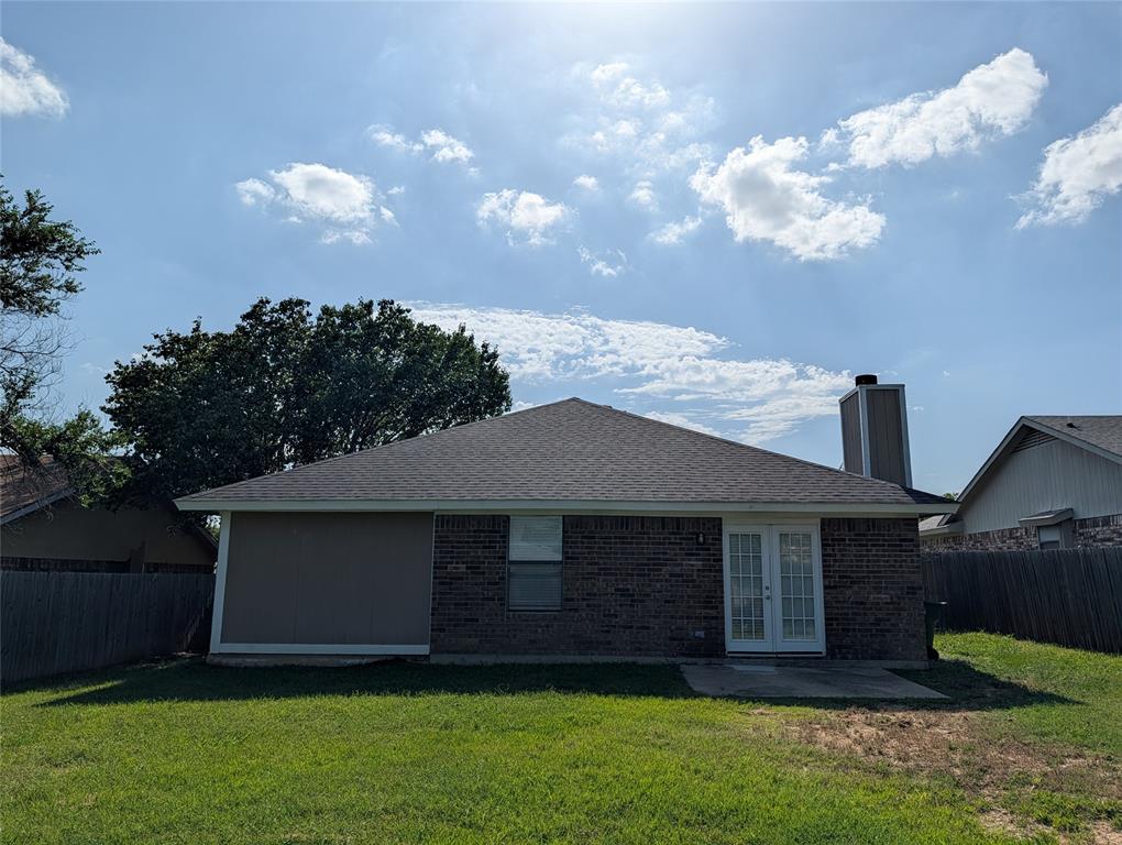 8220 Meadowbrook Drive Property Photo 4