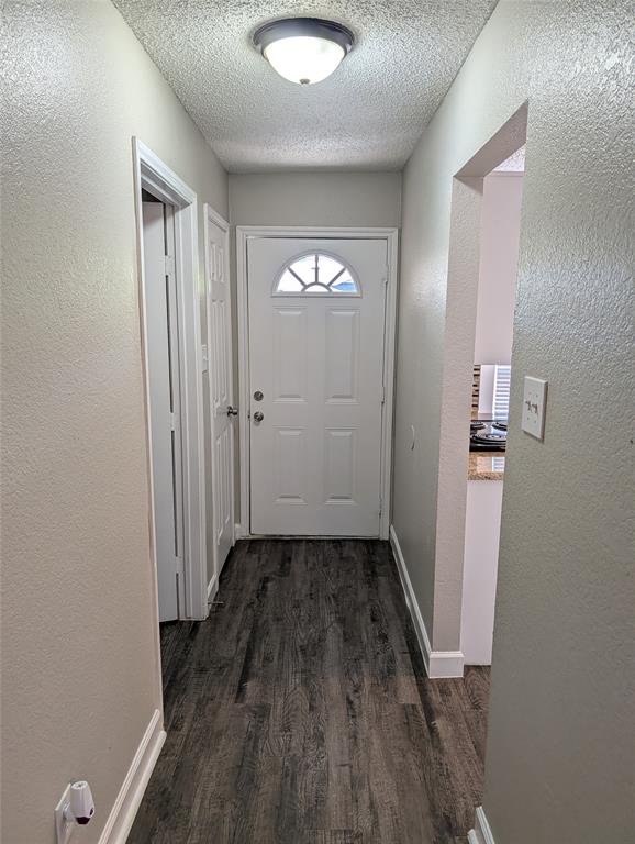 8220 Meadowbrook Drive Property Photo 6