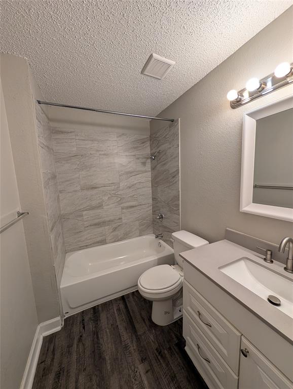 8220 Meadowbrook Drive Property Photo 14