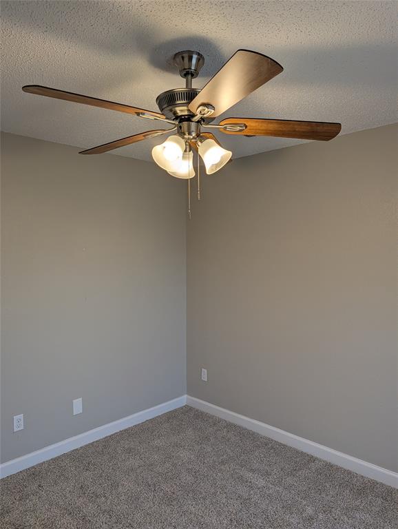 8220 Meadowbrook Drive Property Photo 16