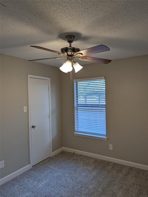 8220 Meadowbrook Drive Property Photo 18