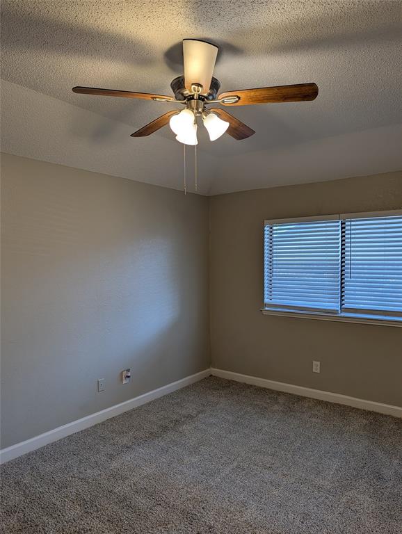 8220 Meadowbrook Drive Property Photo 21