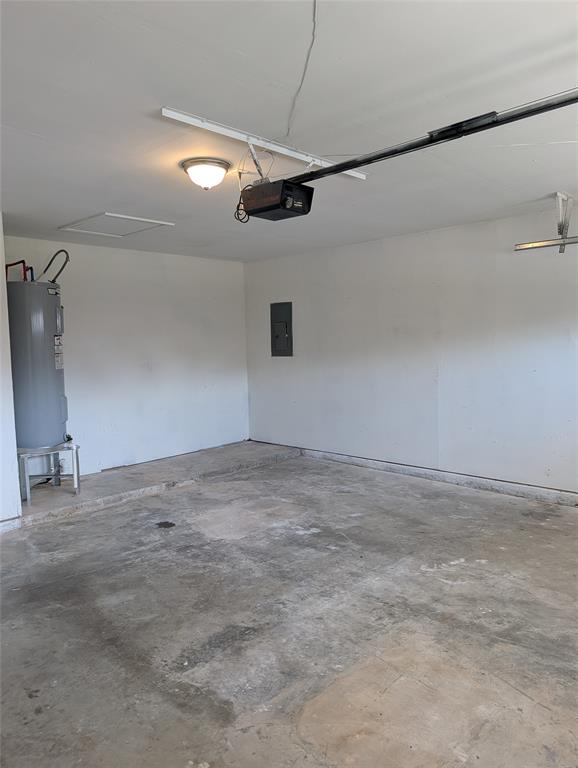8220 Meadowbrook Drive Property Photo 28