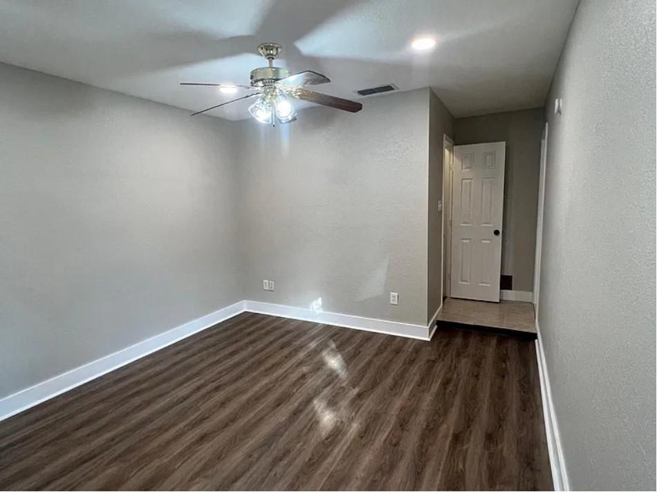 1333 Westheimer Road Property Photo 8