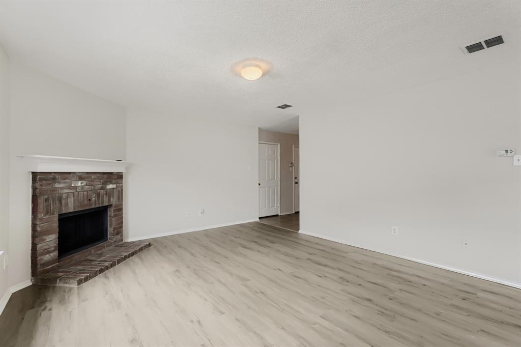 1625 White Oak Road Property Photo 4