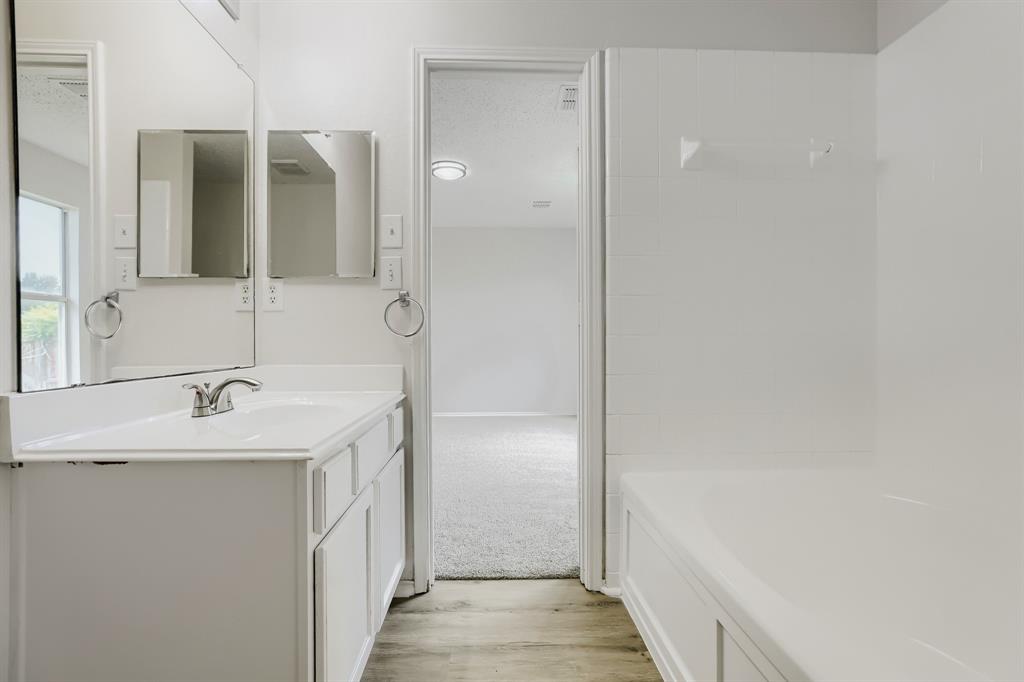 1625 White Oak Road Property Photo 8