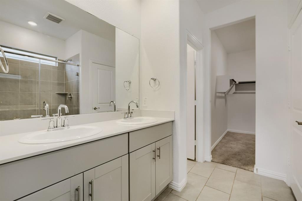 2017 Pine Stone Lane Property Photo 17