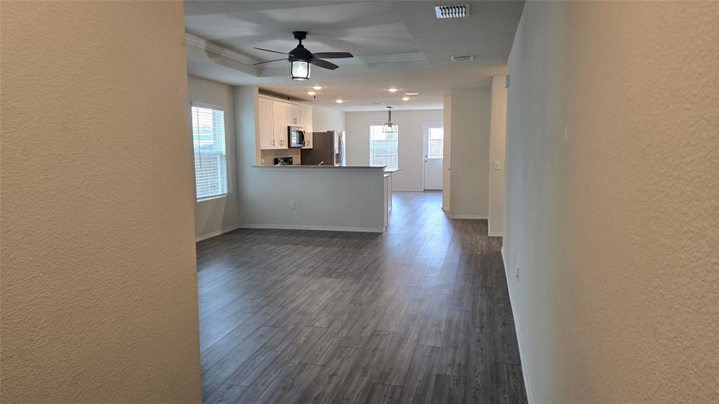 1121 Waggoner Drive Property Photo 4