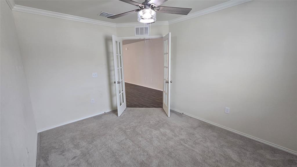 1121 Waggoner Drive Property Photo 7