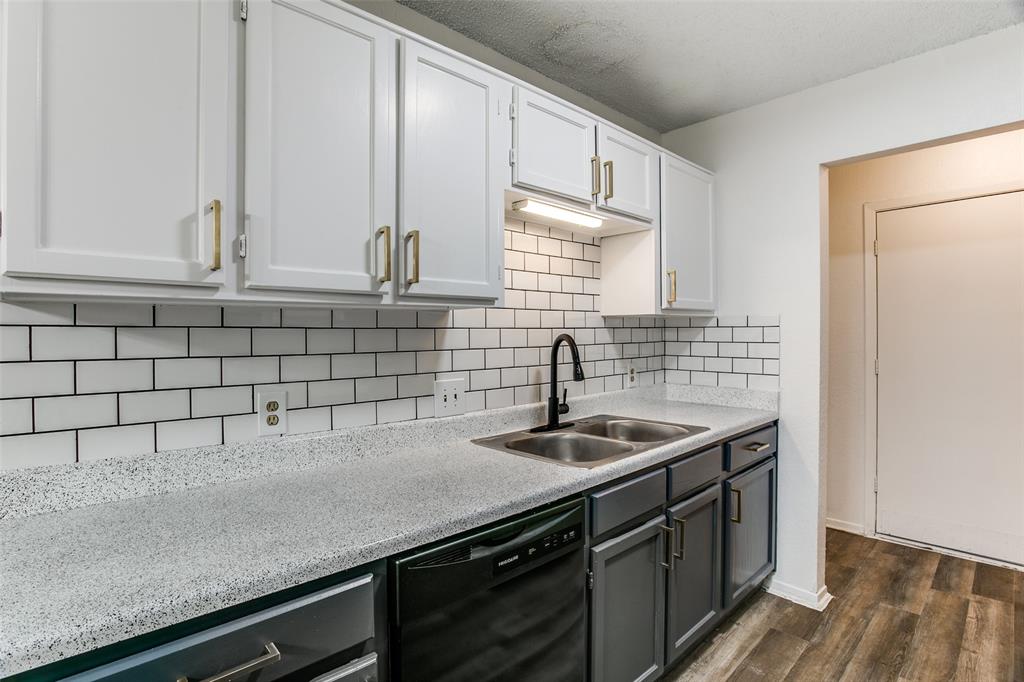3600 Hulen Park Circle Property Photo 7