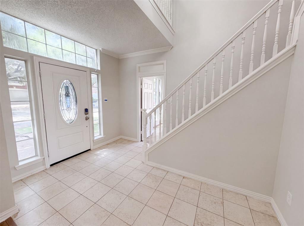317 Riverwalk Lane Property Photo 6