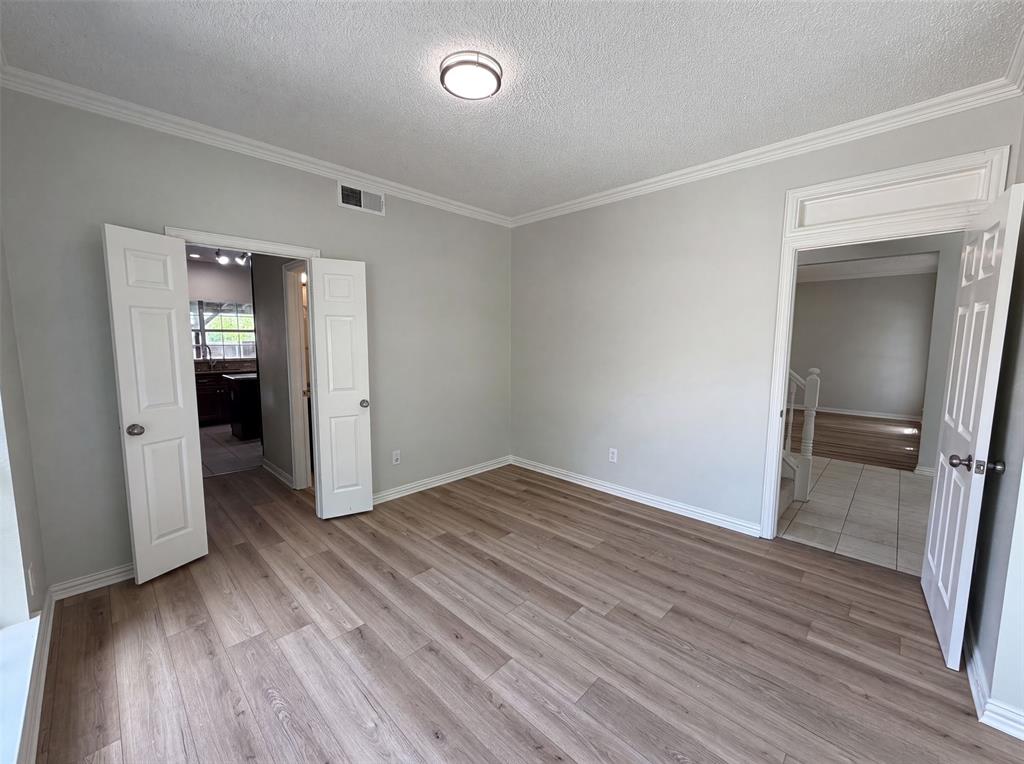 317 Riverwalk Lane Property Photo 12