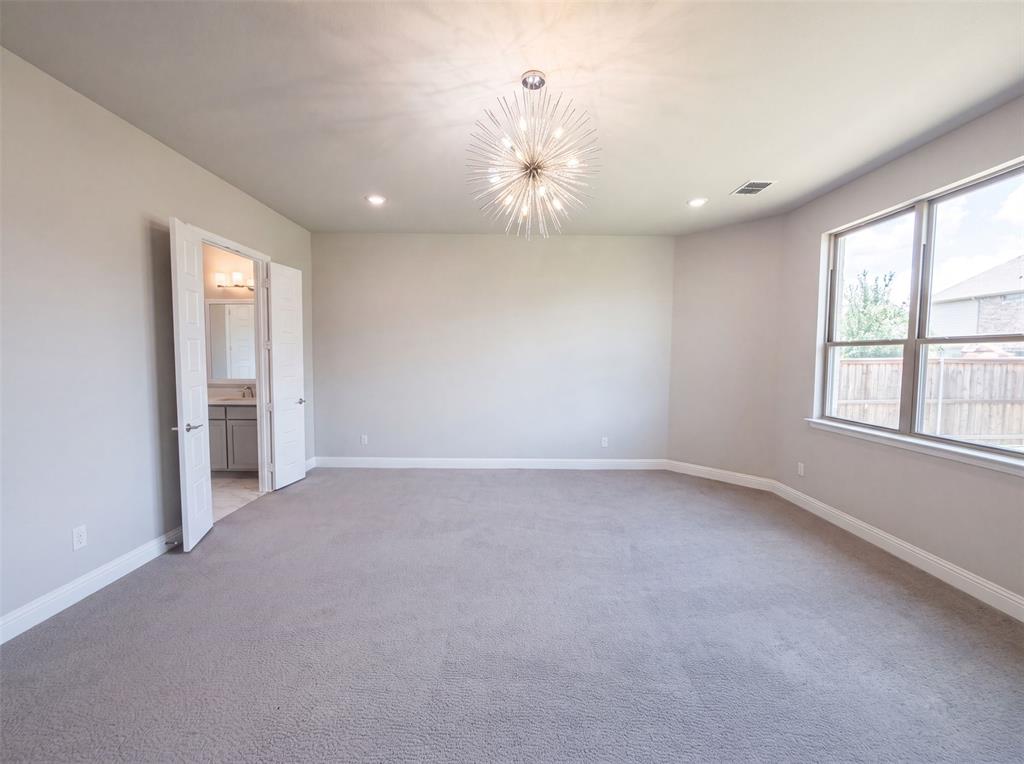 7592 Sanctuary Drive Property Photo 6