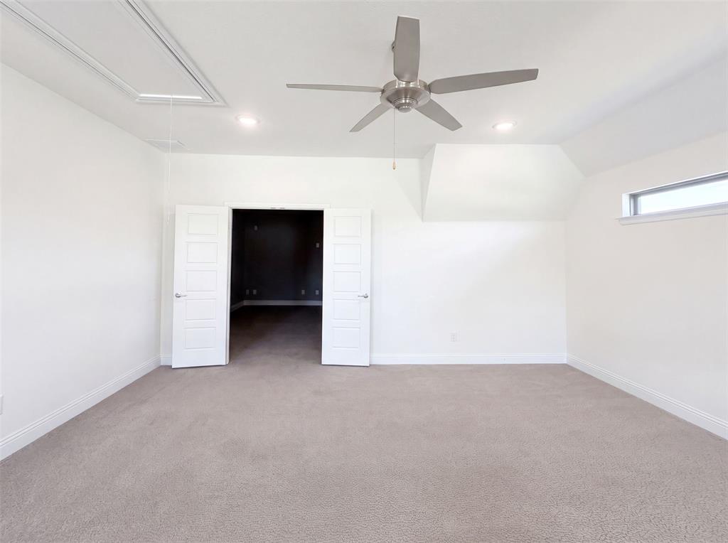 7592 Sanctuary Drive Property Photo 13