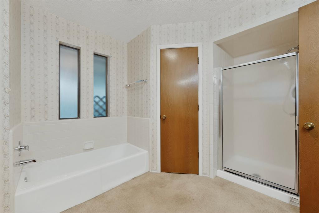 7517 Crosstimbers Lane Property Photo 17