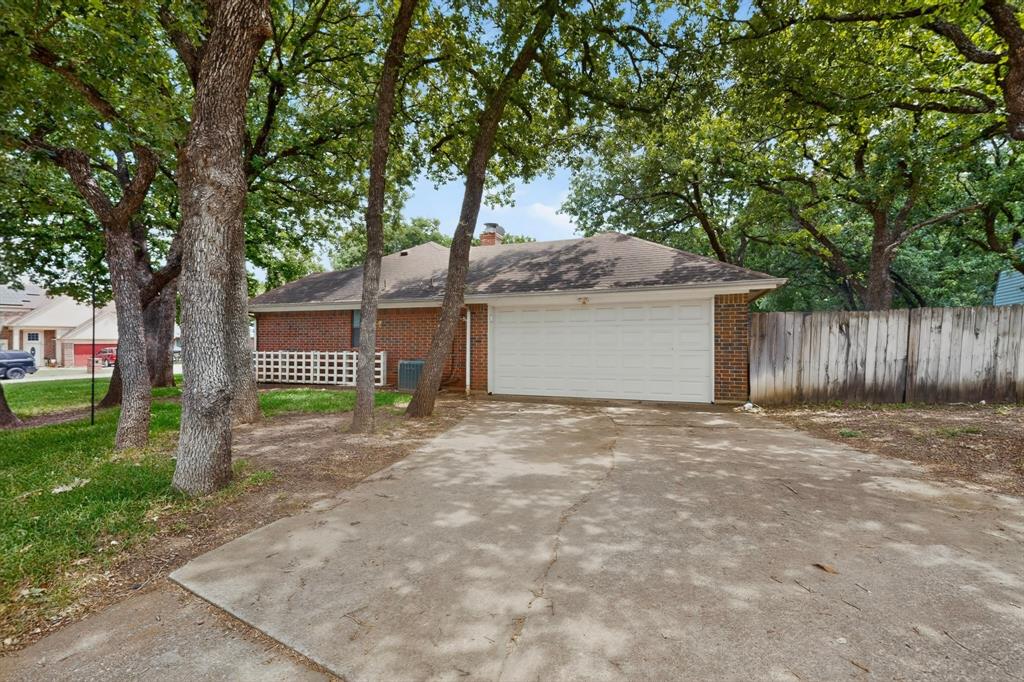 7517 Crosstimbers Lane Property Photo 28