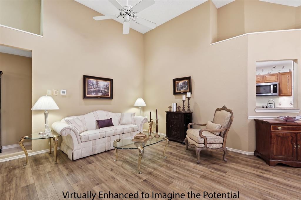 18095 Whispering Gables Lane Property Photo 4