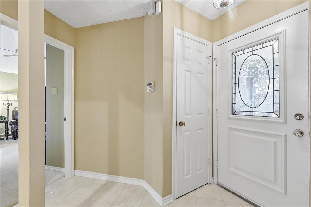 18095 Whispering Gables Lane Property Photo 17