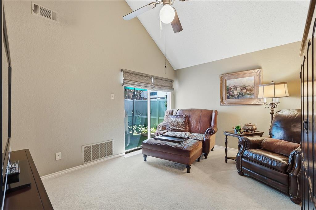 18095 Whispering Gables Lane Property Photo 25