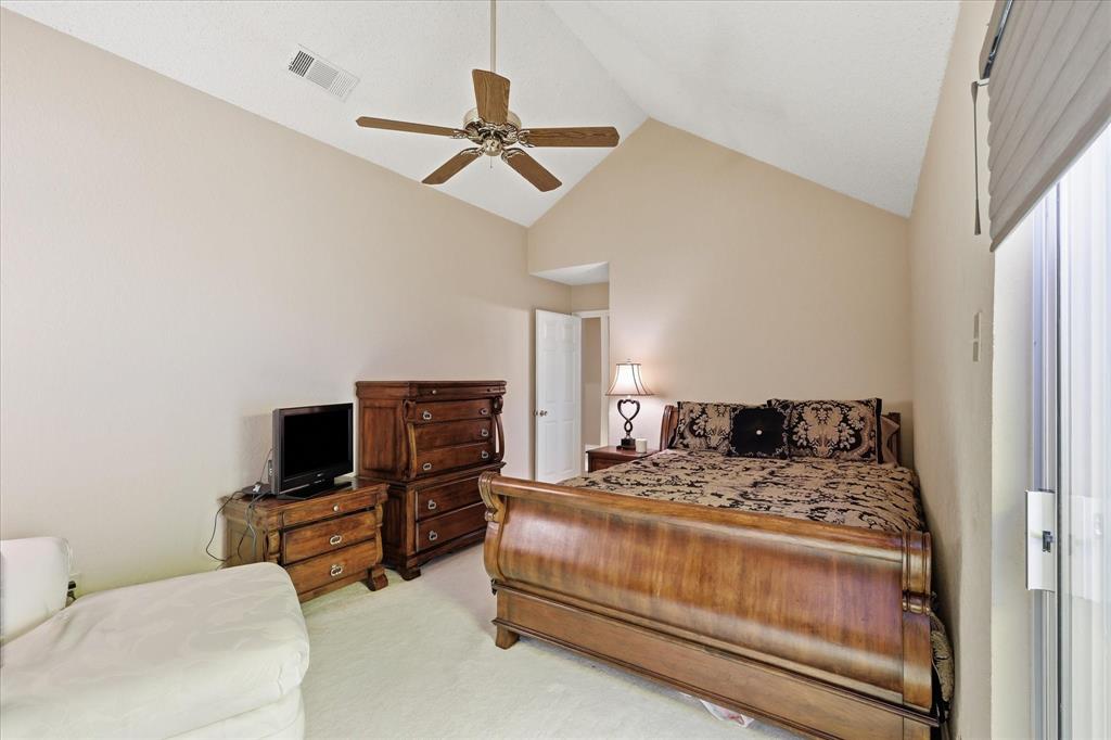 18095 Whispering Gables Lane Property Photo 28