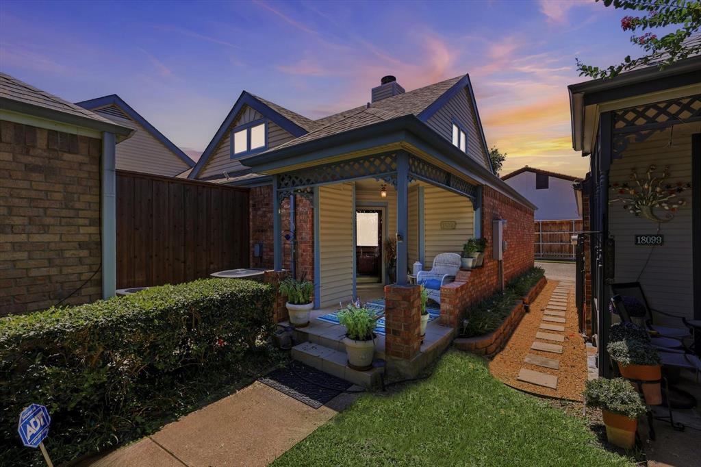 18095 Whispering Gables Lane Property Photo 35