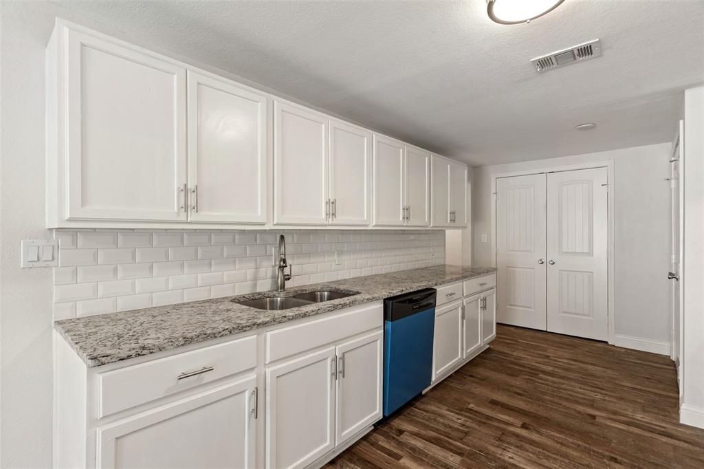 3123 Biway Street Property Photo 13