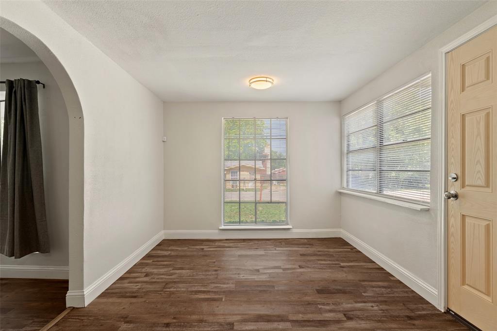 3123 Biway Street Property Photo 14