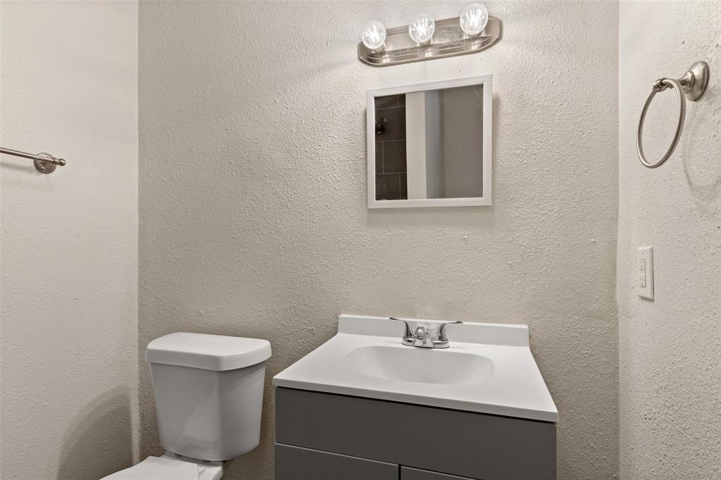 3123 Biway Street Property Photo 32