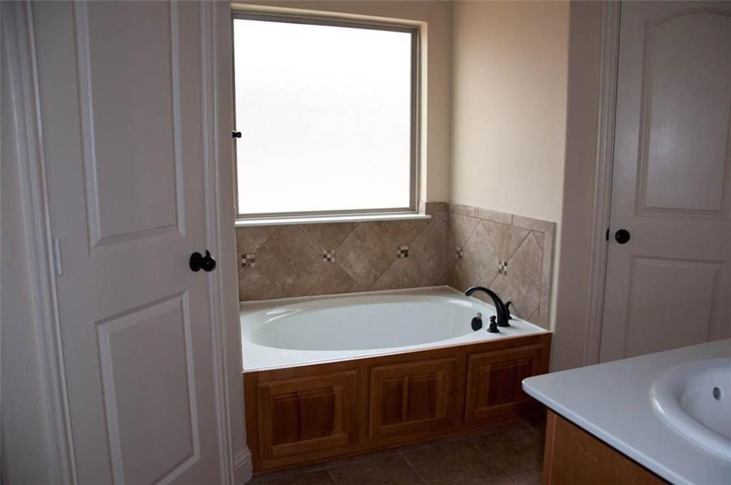 1426 Thibodaux Drive Property Photo 8
