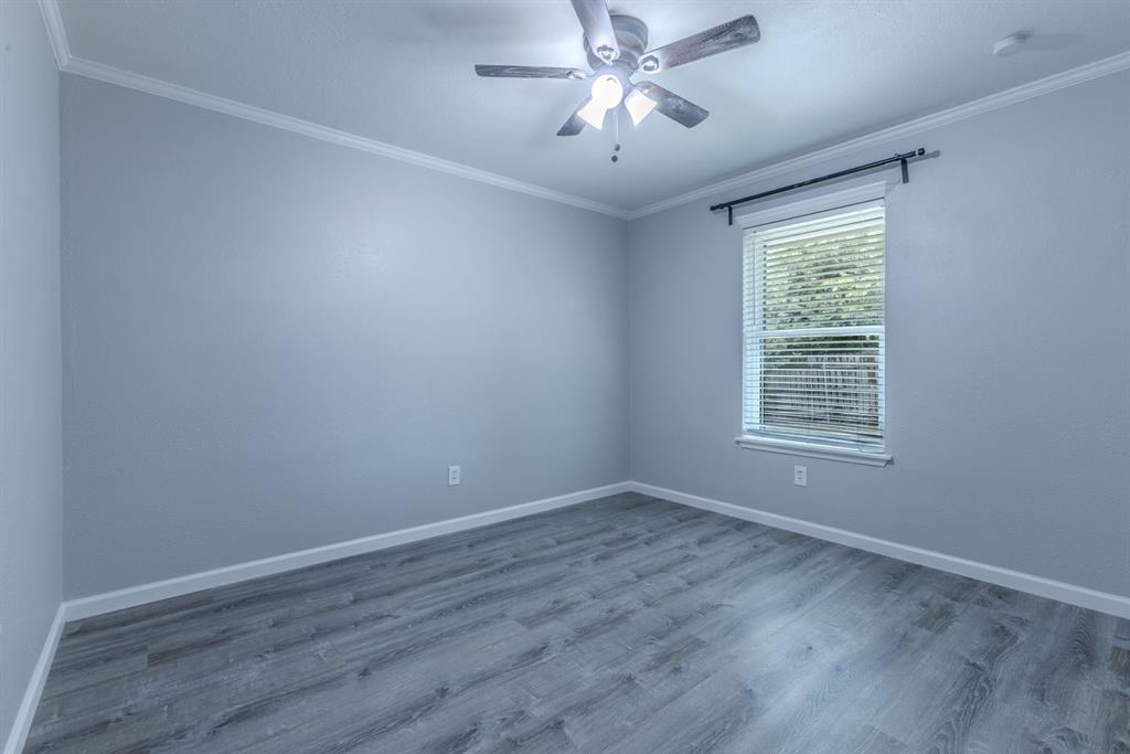 2001 Century Drive Property Photo 21