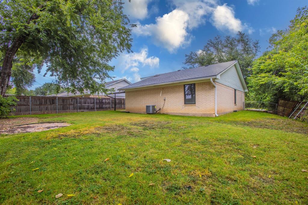 2001 Century Drive Property Photo 26