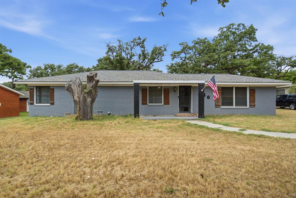 456 Alexander Road Property Photo 2