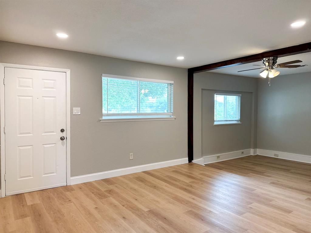 701 Tanglewood Drive Property Photo 5