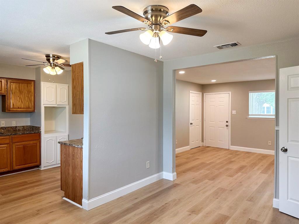701 Tanglewood Drive Property Photo 8