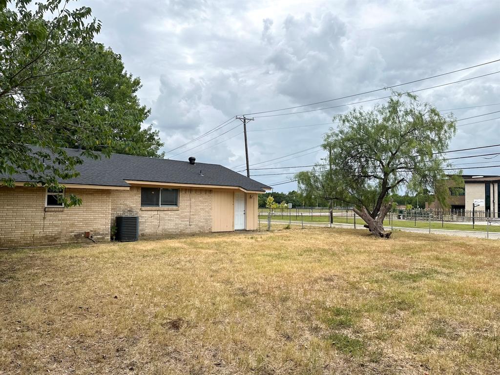 701 Tanglewood Drive Property Photo 24
