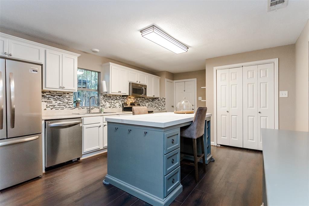 1130 S Montreal Avenue Property Photo 2