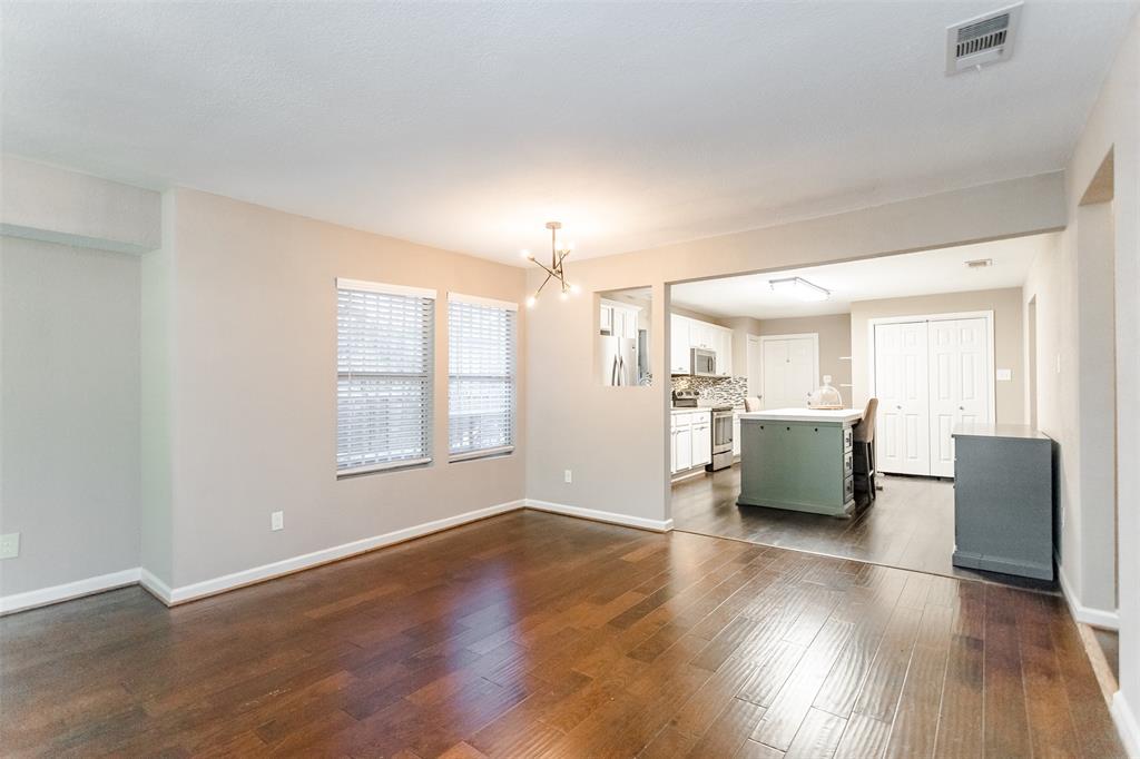 1130 S Montreal Avenue Property Photo 9