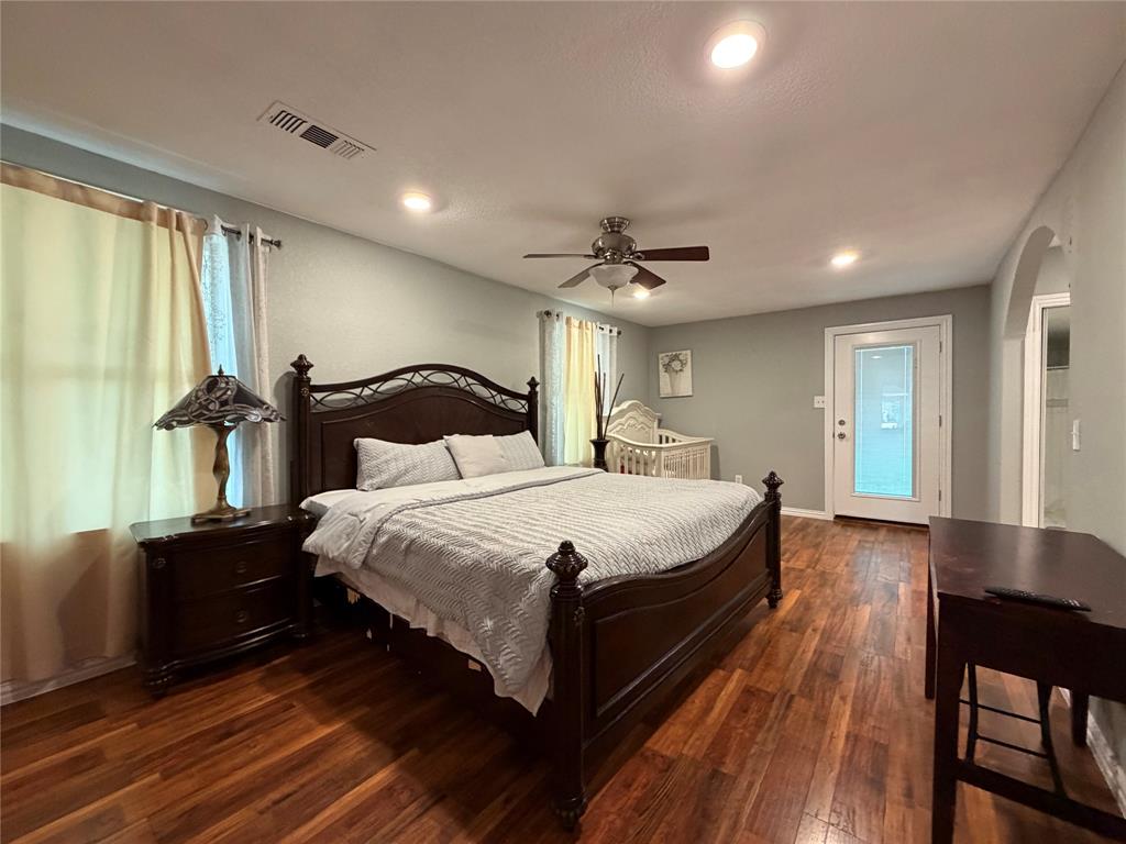 7024 Red Bud Lane Property Photo 14