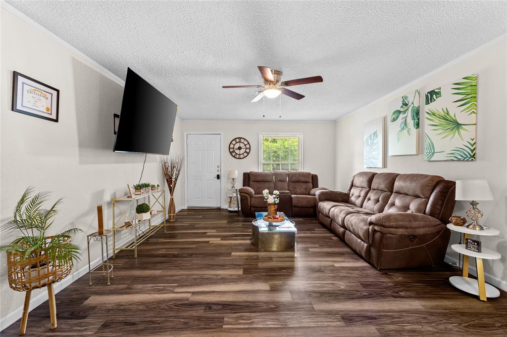 2321 Grandview Drive Property Photo 5