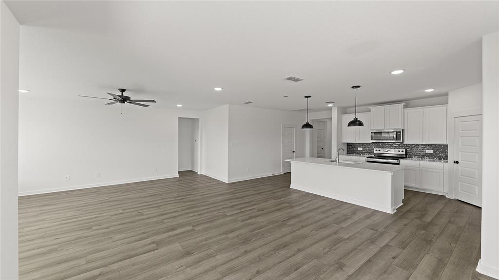 320 Deer Ridge Drive Property Photo 7