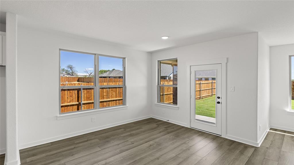 320 Deer Ridge Drive Property Photo 8