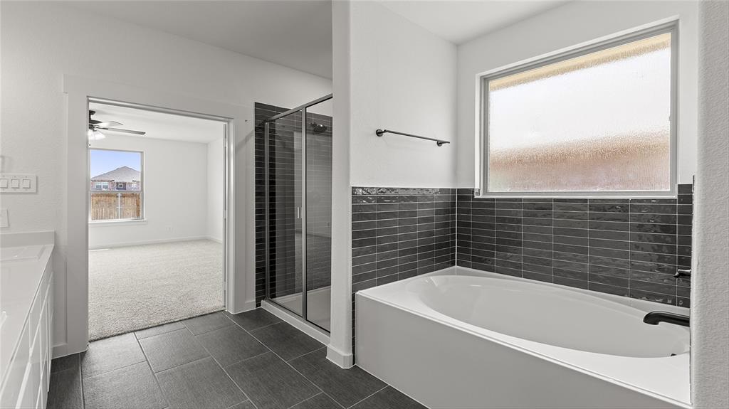 320 Deer Ridge Drive Property Photo 11