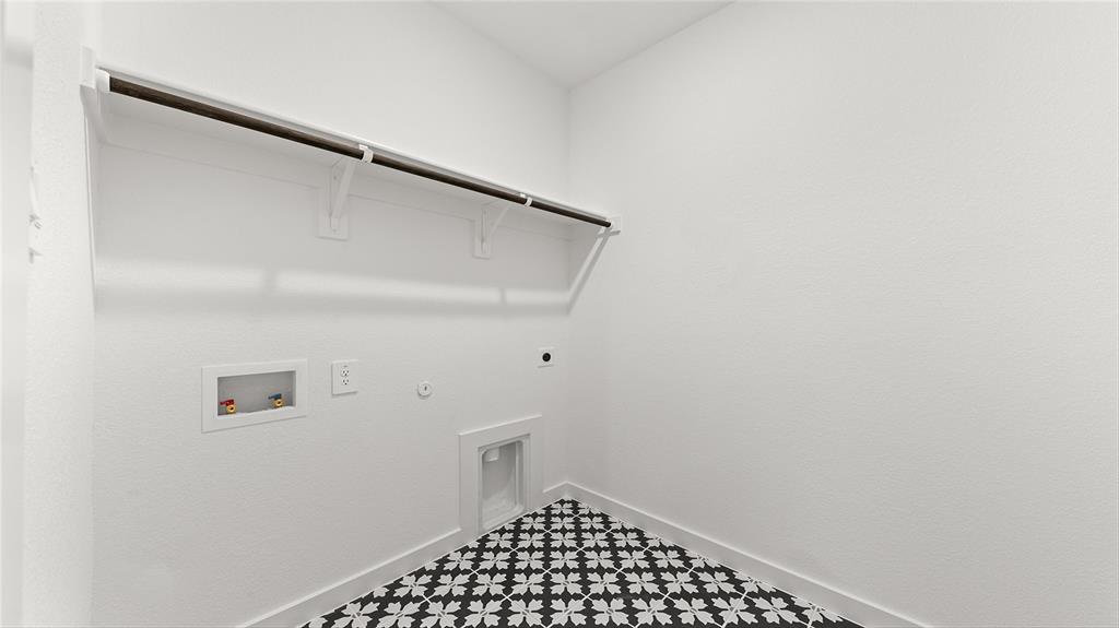 320 Deer Ridge Drive Property Photo 13