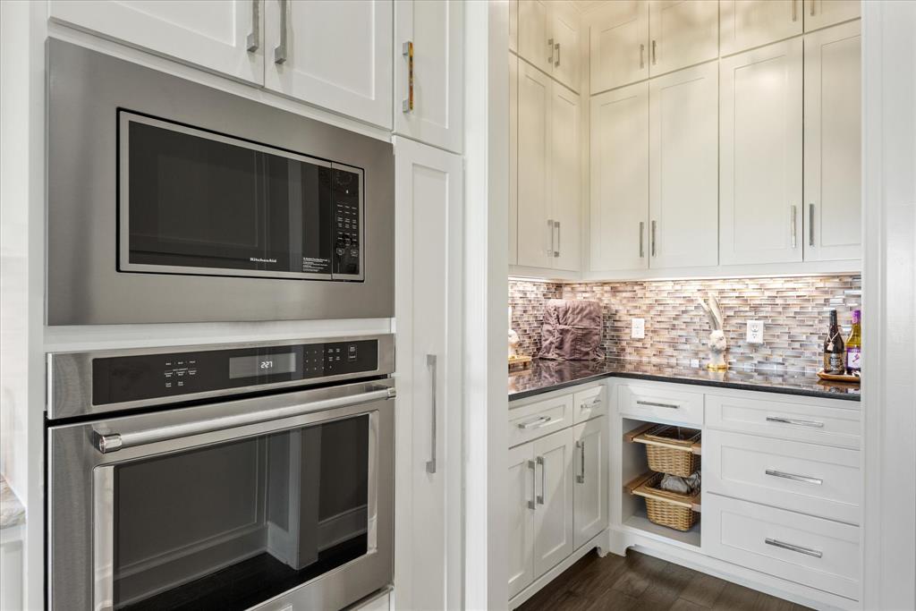 2603 Waters Edge Drive Property Photo 12