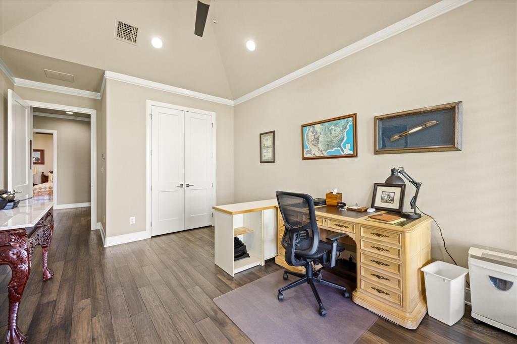 2603 Waters Edge Drive Property Photo 23