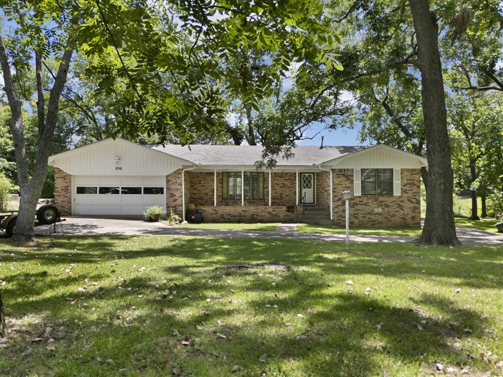 830 Layne Drive Property Photo 1