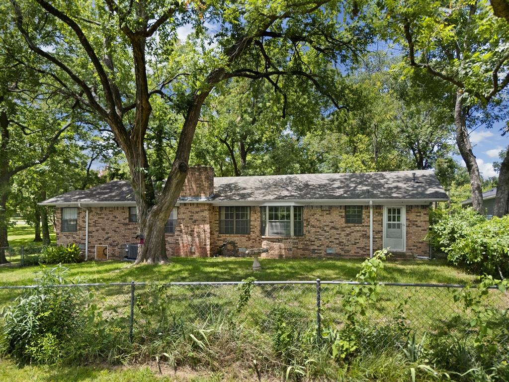 830 Layne Drive Property Photo 4