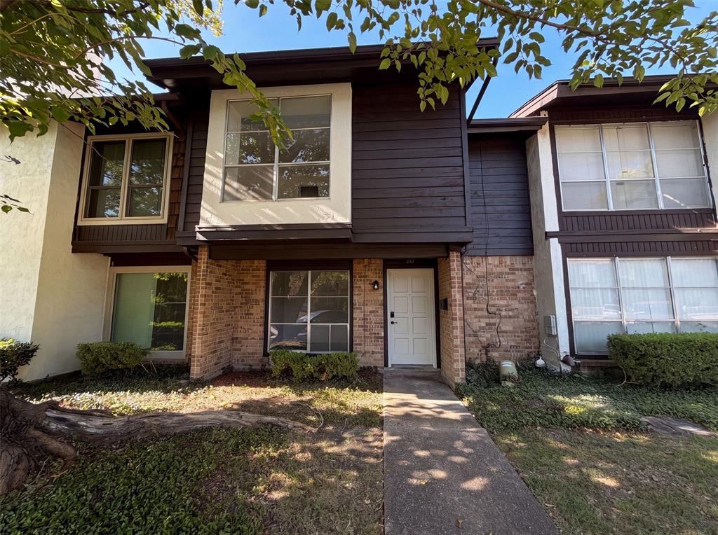 260 Rolling Hills Place Property Photo 1
